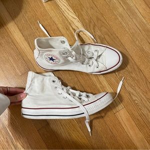 converse white Chuck Taylor All Star Classic